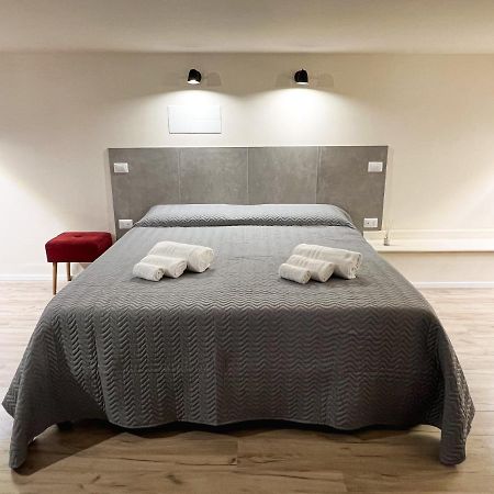 קליארי Al 115 Rooms מראה חיצוני תמונה
