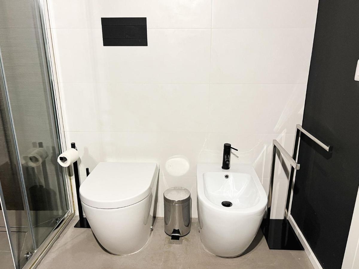 קליארי Al 115 Rooms מראה חיצוני תמונה