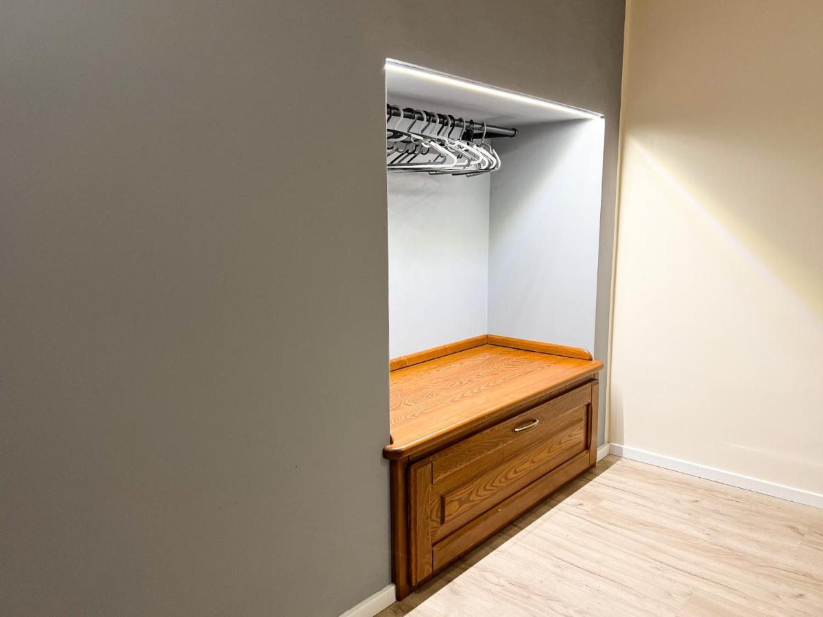 קליארי Al 115 Rooms מראה חיצוני תמונה