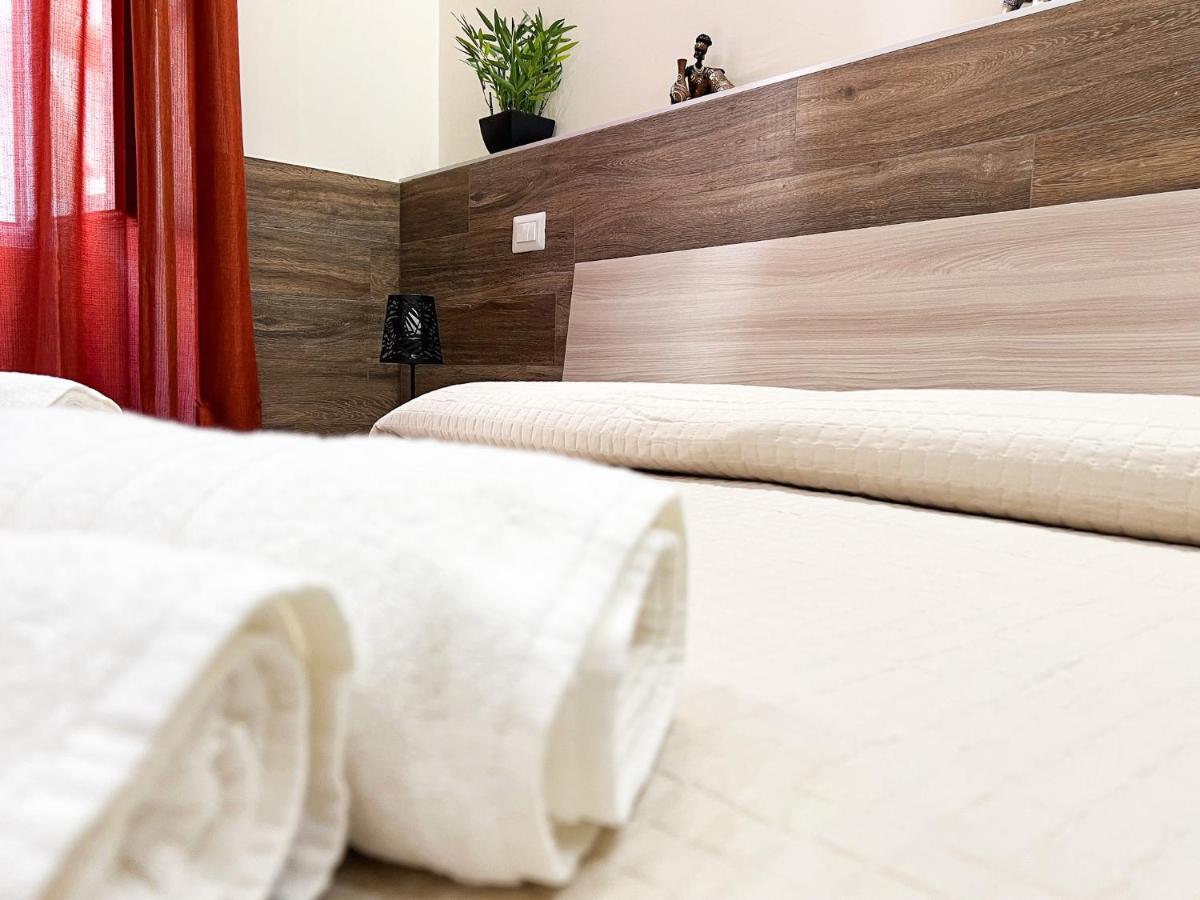 קליארי Al 115 Rooms מראה חיצוני תמונה