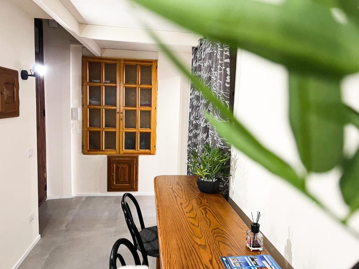 קליארי Al 115 Rooms מראה חיצוני תמונה