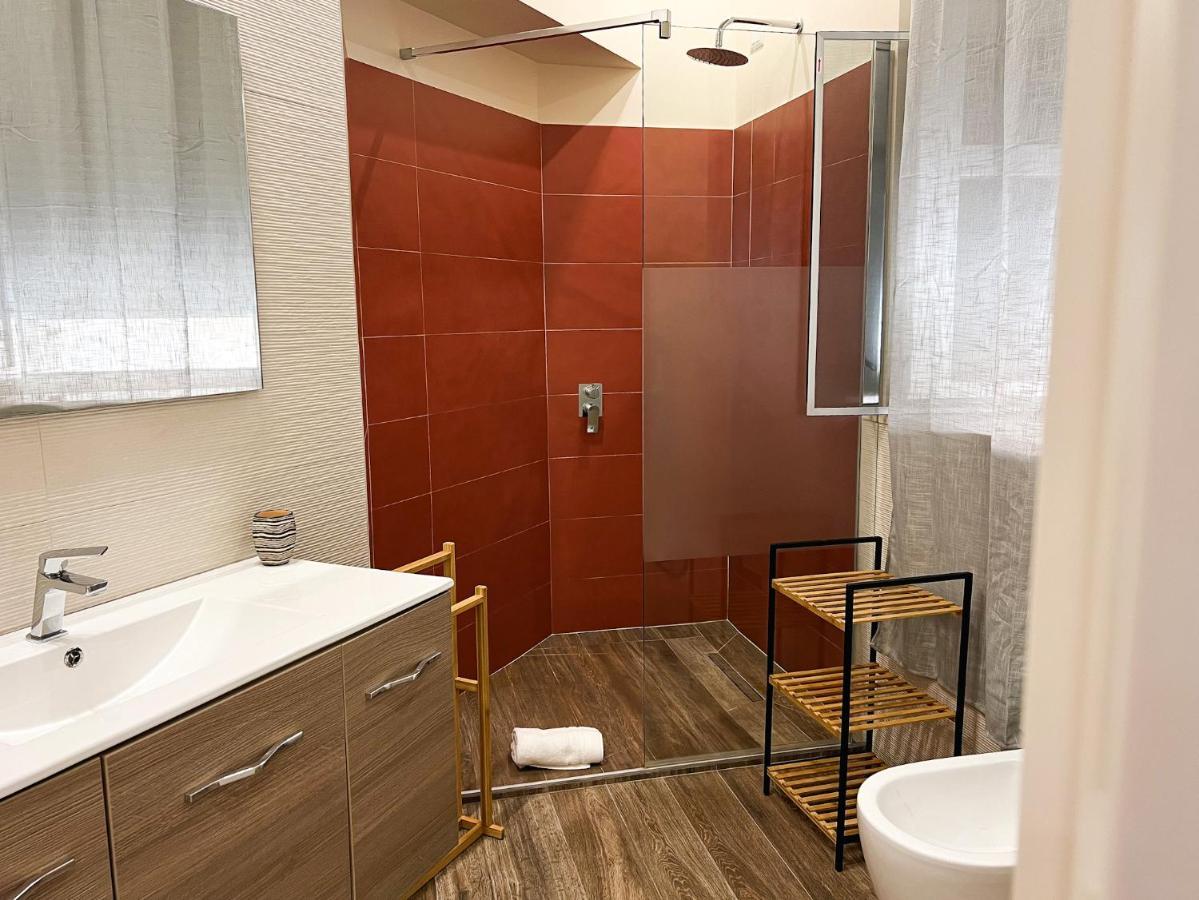 קליארי Al 115 Rooms מראה חיצוני תמונה