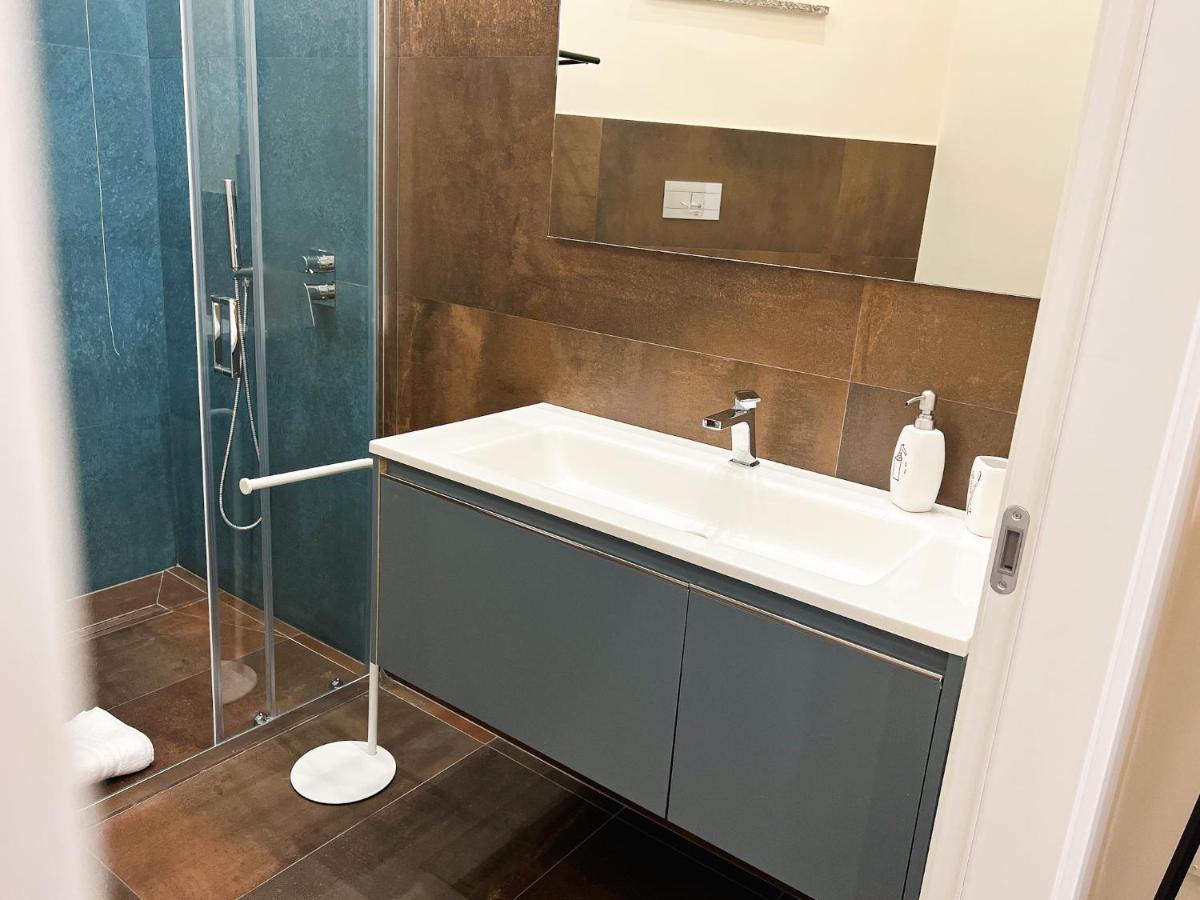 קליארי Al 115 Rooms מראה חיצוני תמונה